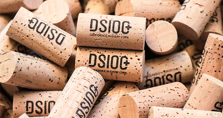 DS100 Corks