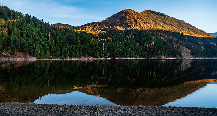 Sullivan Lake in the Colville National Forest, Washington State, USA