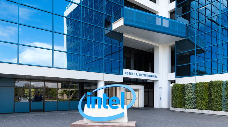 Intel CEO Pat Gelsinger addresses employees as the company works to resolve low 18A chip yields ahead of the Panther Lake launch.