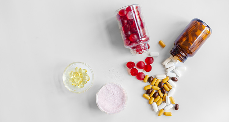 a variety of vitamins and dietary supplements, including capsules, softgels, and powder